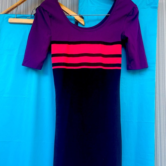 Dress with 3/4 sleeves elastic NEW WITH TAGS size  S - Picture 1 of 5